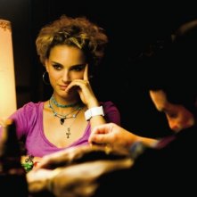Natalie Portman in una scena del film Un bacio romantico