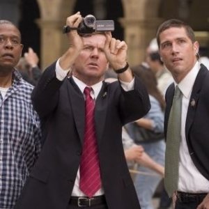 Forest Whitaker, Dennis Quaid e Matthew Fox in una scena di Prospettive di un delitto