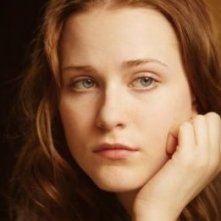 Un primo piano di Evan Rachel Wood in Alla scoperta di Charlie