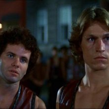 Thomas G. Waites e Michael Beck in una scena de I GUERRIERI DELLA NOTTE