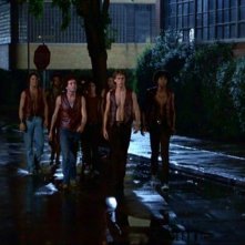 Una scena de I GUERRIERI DELLA NOTTE - 17