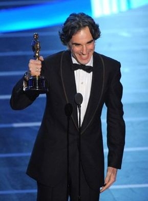 Academy Awards 2008 Daniel Day Lewis Vince L Oscar Come Miglior Attore Protagonista Per Il Suo Ruolo Ne Il Petroliere 54429