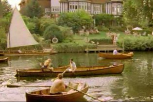 Being Julia - Trailer