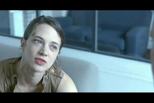 Boarding Gate - Trailer
