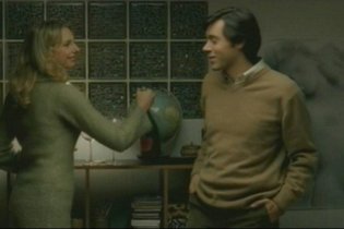 Cambio di indirizzo - Trailer internazionale