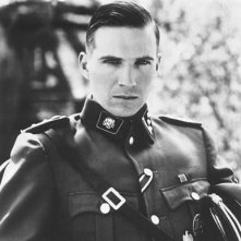 Ralph Fiennes interpreta Amon Goeth in Schindler's list