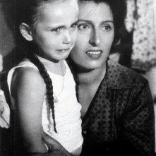 La Magnani in una scena di Bellissima, diretto da Luchino Visconti