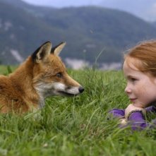 Bertille Noël-Bruneau in una scena del film La volpe e la bambina
