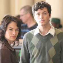 Lena Headey e Queen's Gambit in una scena di 'Queen's Gambit', quinto episodio di Sarah Connor Chronicles