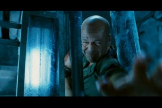 Live Free or Die Hard - Trailer 2