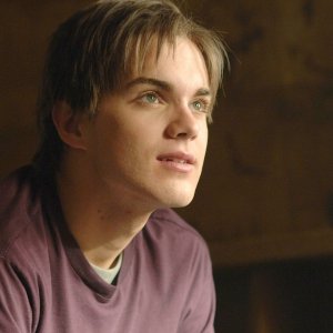 Thomas Dekker è John Connor in Sarah Connor Chronicles