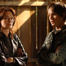 Thomas Dekker e Lena Headey in 'What He Beheld', nono episodio di Sarah Connor Chronicles