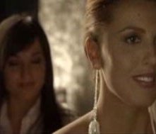 Veronica Mazza in una sequenza del film Ci sta un francese, un inglese e un napoletano