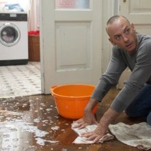 Filippo Nigro in una scena del film Amore, bugie e calcetto