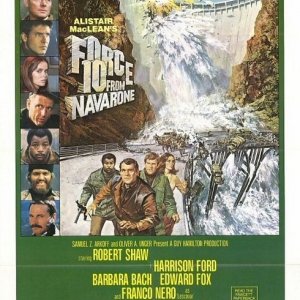 La locandina di Forza 10 da Navarone