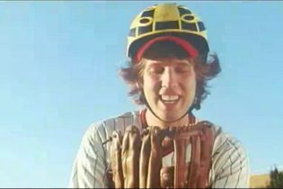 Gli scaldapanchina - Trailer italiano