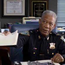 Morgan Freeman in una scena di Gone Baby Gone