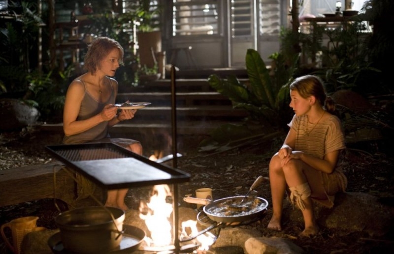 Abigail Breslin E Jodie Foster In Una Sequenza Del Film Alla Ricerca Dell Isola Di Nim 56494