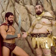 Ken Davitian e Sean Maguire in una sequenza del film 3ciento - Chi l'ha duro... la vince