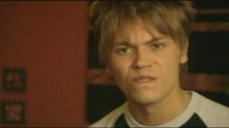 Sopra e sotto il ponte - Trailer