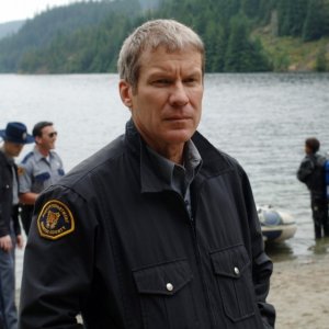Daniel Hugh Kelly interpeta lo sceriffo nell'episodio 'Morte nell'acqua' della serie Supernatural