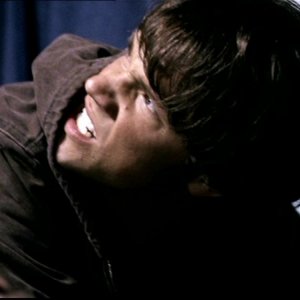 Jared Padalecki in una scena concitata dell'episodio 'Phantom Traveller', mentre sta tentano di esorcizzare un demone