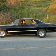 Jensen Ackels E Jared Padalecki Nell Auto Di Famiglia Una Chevy Impala Del 67 Nel Pilot Di Supernatural 56705