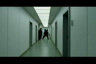 V For Vendetta - Trailer