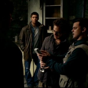 A.J. Buckley, Travis Wester e Jensen Ackles nell'episodio 'La casa infernale' di Supernatural