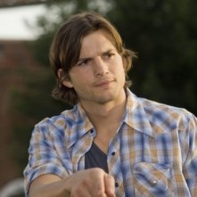 Ashton Kutcher in una scena della commediaNotte brava a Las Vegas