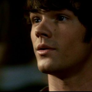 primo piano di Jared Padalecki in un episodio di Supernatural: 'Incubi'