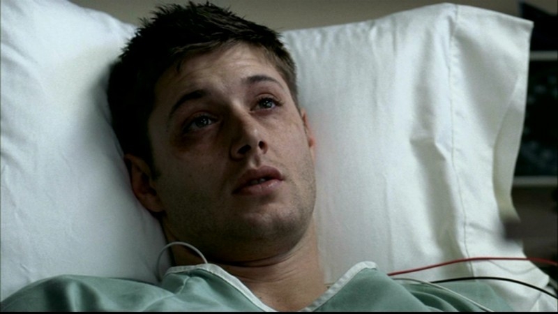 Jensen Ackles Nei Panni Di Dean Winchester Mentre E Ricoverato In Ospedale In Fin Di Vita Nell Episodio Faith Di Supernatural 57273