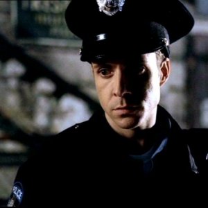 Peter Benson interpreta il Tenente Walter Kelly nella serie Supernatural, episodio 'Asylum'