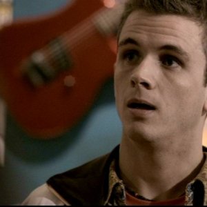 Shane Meier è Craig Thrusten, un ragazzo che per gioco scatena un demone Tulpa nell'episodio 'La casa infernale'