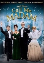 La locandina di Chiamatemi Madame