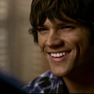 un sorriso di Jared Padalecki, nell'episodio 'Una pistola dal passato' di Supernatural