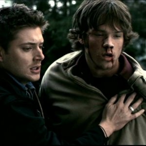 Jensen Ackles e Jared Padalecki  nell'episodio 'La trappola del diavolo' di Supernatural