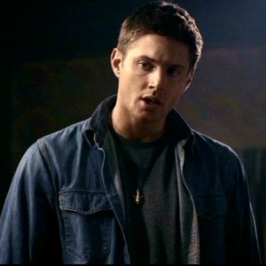 Jensen Ackles, nei panni di Dean Winchester, mentre ha una discussione con suo padre nell'episodio 'Salvation' di Supernatural