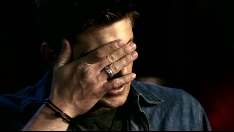 Jensen Ackles Nel Ruolo Di Dean Winchester Ha Appena Saputo Che Suo Padre E Prigioniero Di Un Demone Nell Episodio La Trappola Del Diavolo Di Supernatural 57705