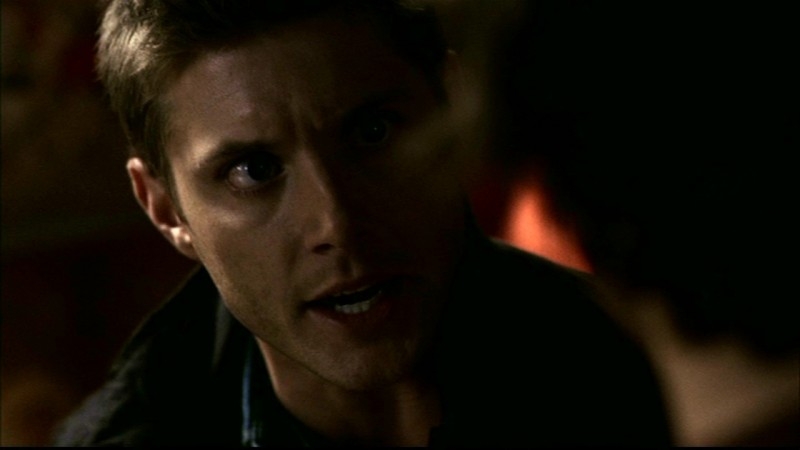 Jensen Ackles Nel Ruolo Di Dean Winchester Mentre Fa Valere Il Suo Ruolo Di Fratello Maggiore Nell Episodio La Trappola Del Diavolo Di Supernatural 57703