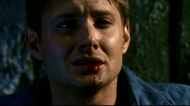 Jensen Ackles Nel Ruolo Di Dean Winchester Mentre Viene Torturato Da Un Demone Nell Episodio La Trappola Del Diavolo Di Supernatural 57700