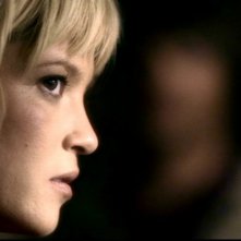 Nicki Lynn Aycox , durante la scena dell'esorcismo nell'episodio 'La trappola del diavolo' di Supernatural