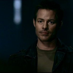 Sebastian Spence interpreta un demone in 'Una città da salvare' della serie Supernatural