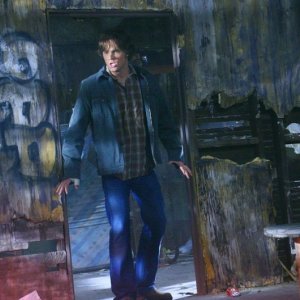 Jared Padalecki nel ruolo di Sam nell'episodio 'Hunted' della serie tv Supernatural
