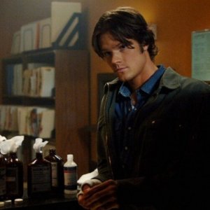 Jared Padalecki nell'episodio 'Croatoan' della serie Supernatural