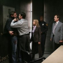 Jensen Ackles, Jason Gedrick, Linda Blair e Andy Stahl nell'episodio 'The usual suspects' della serie tv Supernatural