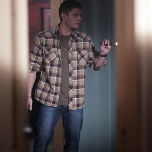 Jensen Ackles nel ruolo di Dean Winchester nell'episodio 'Nightshifter' della serie tv Supernatural