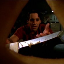Nicholas Brendon in una scena dell'episodio 'Il sapore del terrore' della quarta stagione di Buffy - L'ammazzavampiri
