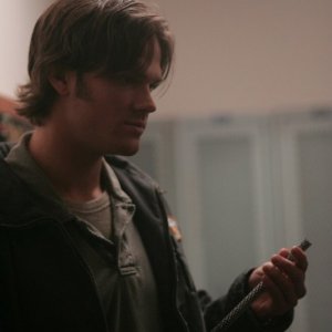 Jared Padalecki nell'episodio 'Tall tales' della serie Supernatural