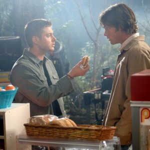 Jensen Ackles e Jared Padalecki nell'episodio 'Hollywood babylon' della serie tv Supernatural
